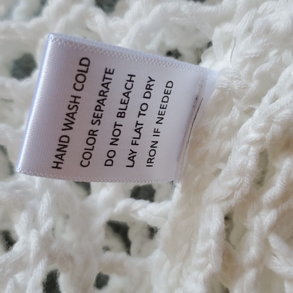 NWT White SZ Small Crocheted Sweater by BiBi - Picture 9 of 9